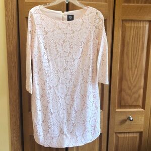 Vince Camuto Elegant peach lace 3/4 sleeve dress Sz 6.